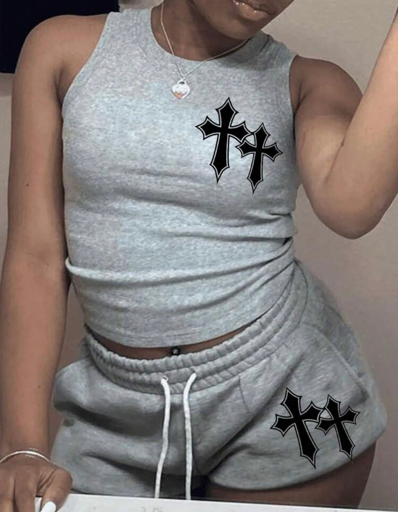 Women’s two-piece round neck tank top short sports set