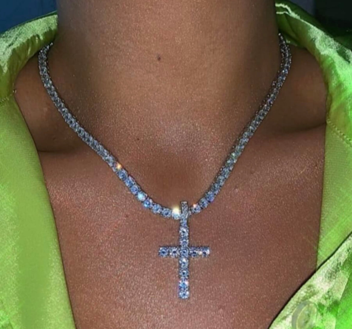 Stylish rhinestone cross necklace