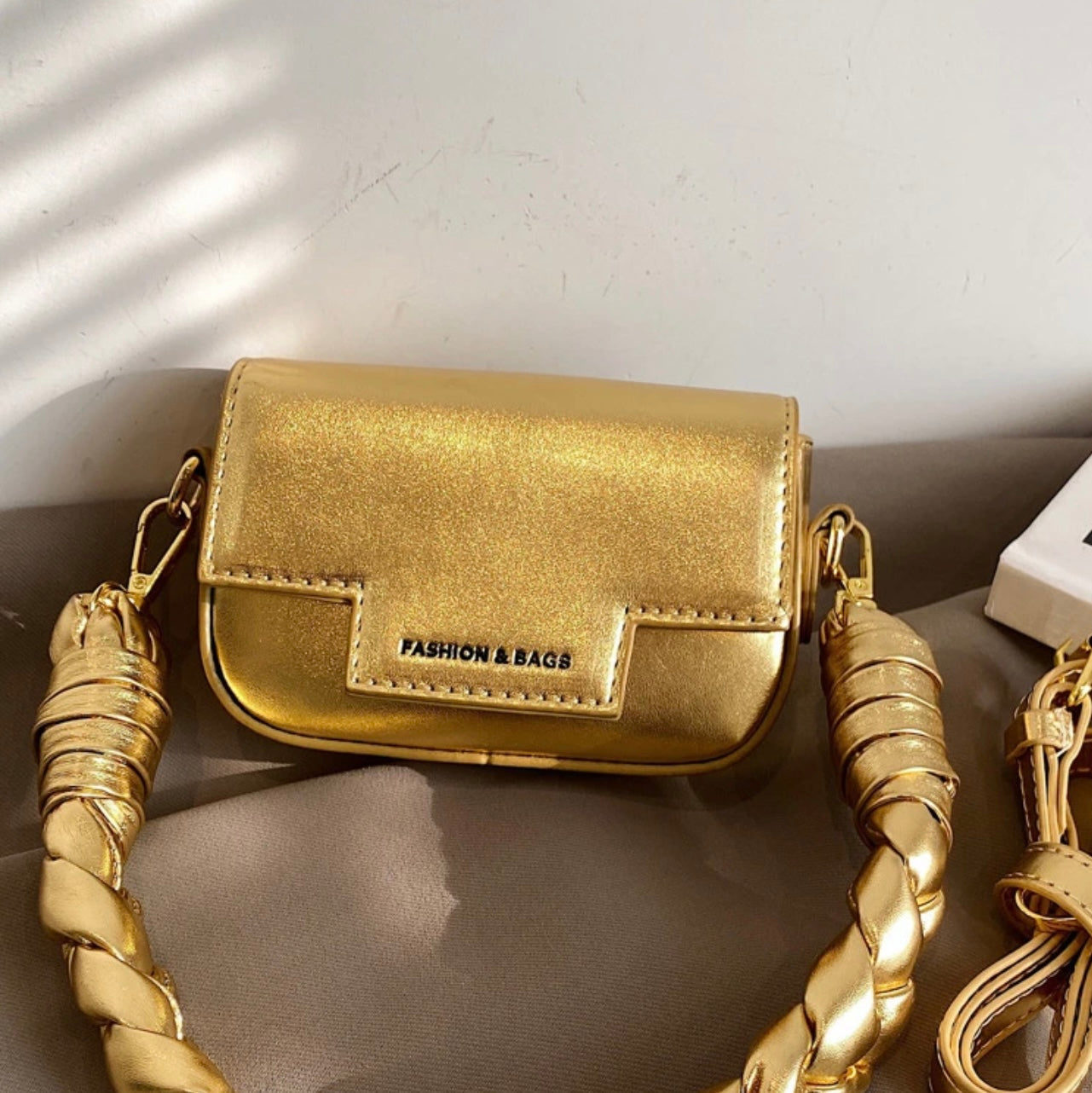 Women’s fashion small square bag