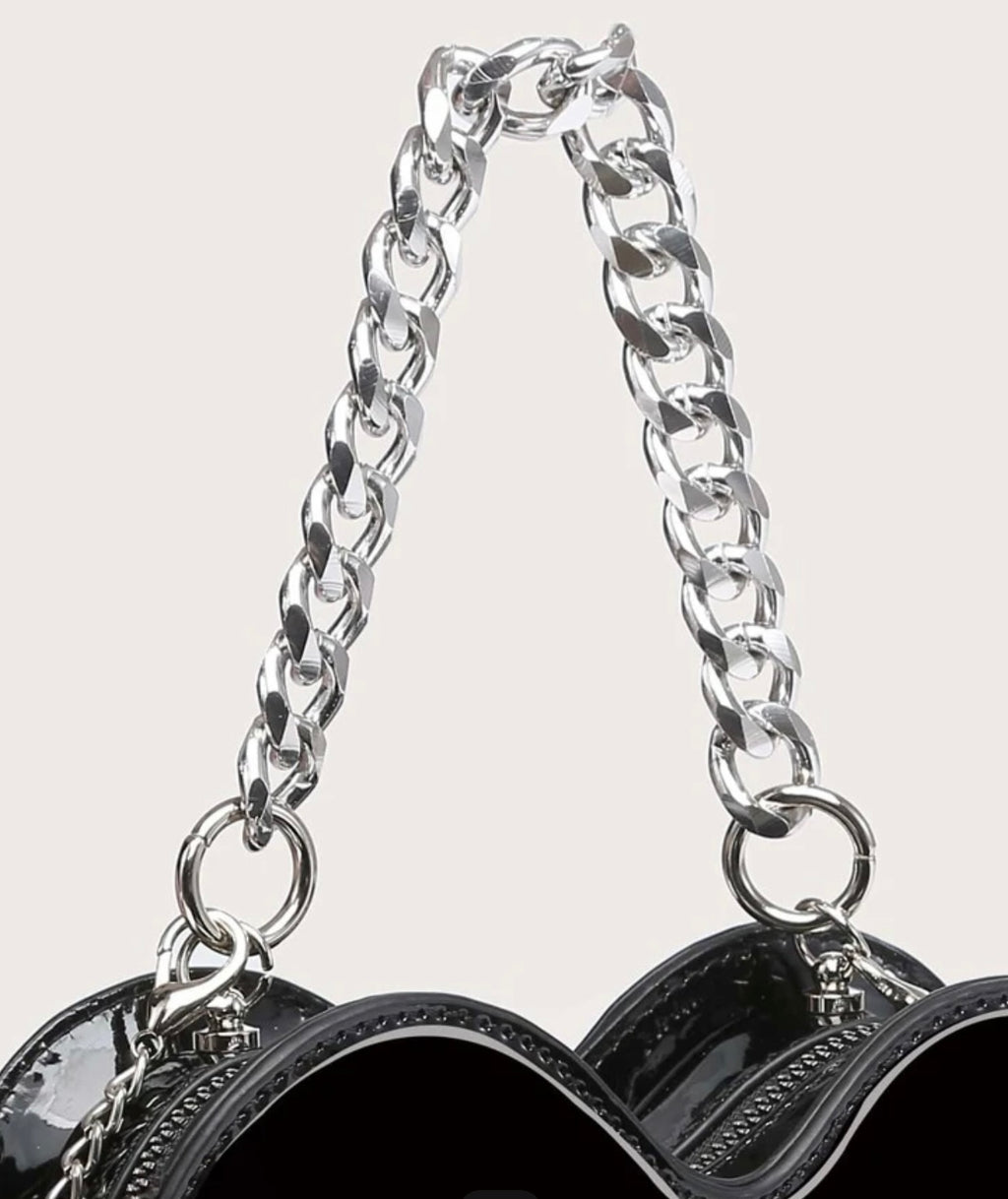 Mini heart design chain bag