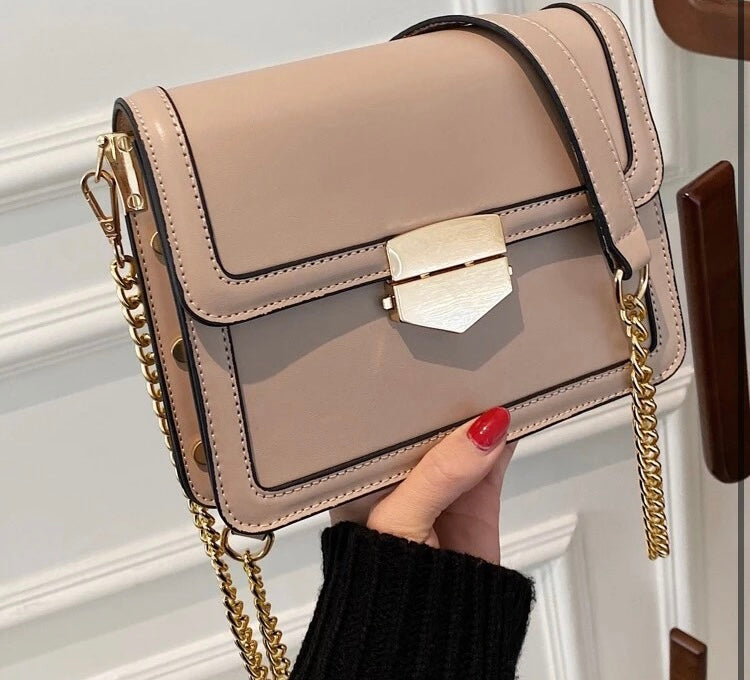 Minimalist metal lock chain square bag